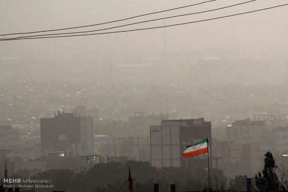 موج جدید گرد و غبار کردستان را فرا گرفت/افق دید به ۴ کیلومتر رسید