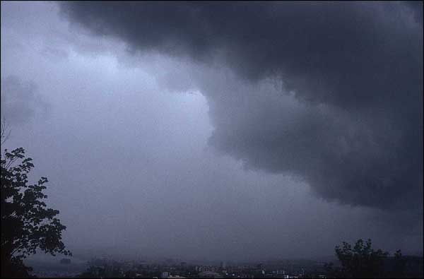 آغاز بارش ها در تهران از امشب/سامانه پنجشنبه استان را ترک می کند