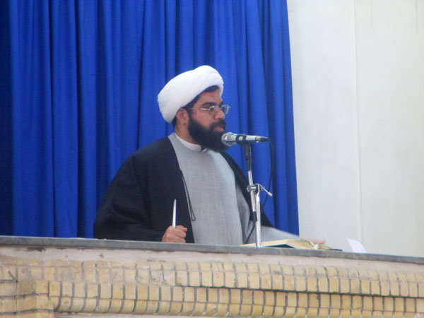 عده ای در صدد تحریف حماسه نهم دی‌ماه هستند