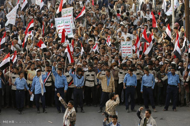 تظاهرات مردم یمن در مخالفت با دخالت خارجی