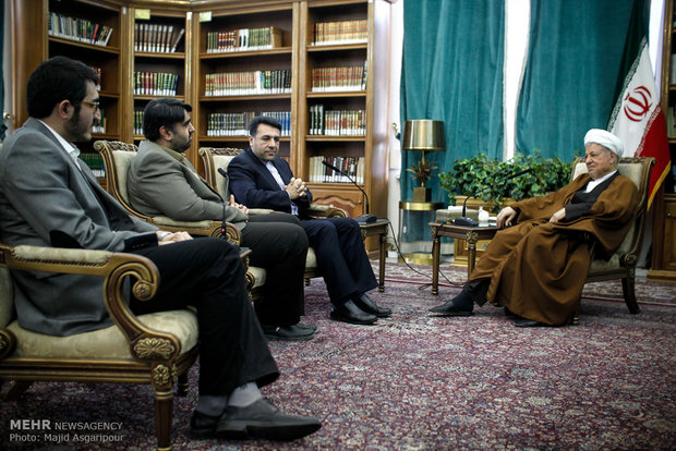 گفتگوی رئیس مجمع تشخیص مصلحت نظام با خبرگزاری مهر