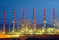 اعلام لیست پالایشگاه‌سازان نفت ایران/ خیمه ژاپنی‌ها در پالایشگاه‌ها