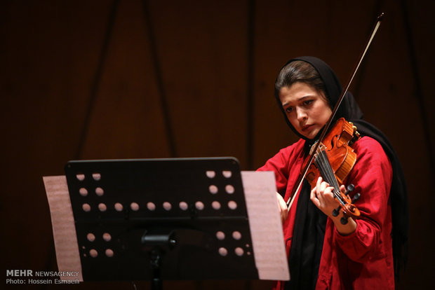 اجرای دونوازی ویولن و پیانو  در تالار رودکی