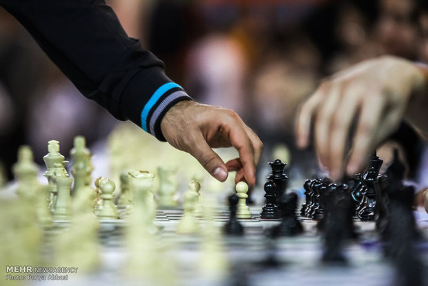 مسابقه شطرنج سیمولتانه در تبریز