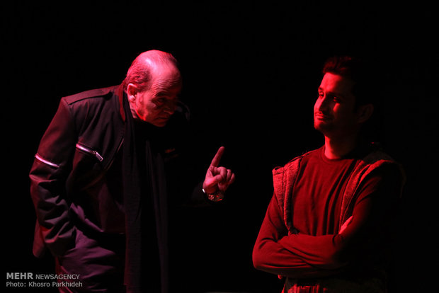 فرزند شهید کشوری از پدرش گفت/ «کابوس شب نیمه آذر» سپری شد؟