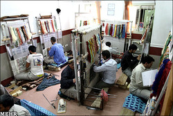 ۳۰ هزار کارت فنی قالیبافی در کردستان صادر شده است