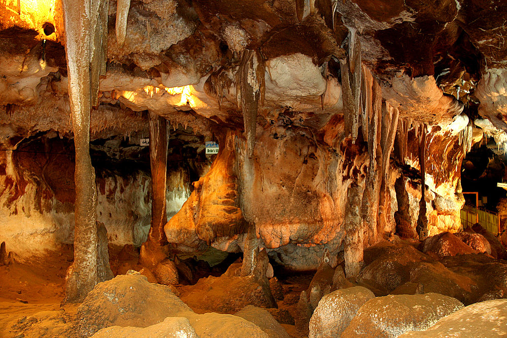 کتله خور، زیبایی و شکوه در تلفیق سنگ و قندیل