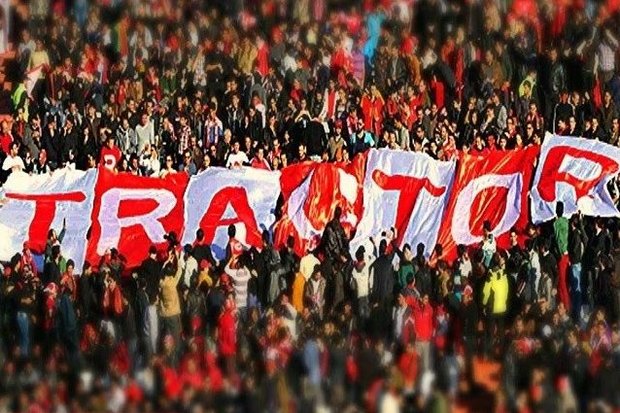 حضور 16هزارنفری هواداران تراکتور در ورزشگاه / اسکوچیچ نظاره گر بازی