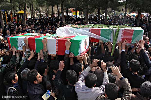 دو شهید گمنام در شهر کاکی تشییع و دفن شدند