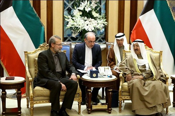 لاریجانی با امیر کویت دیدار کرد/ تأکید بر حل مشکلات اجرایی دوکشور