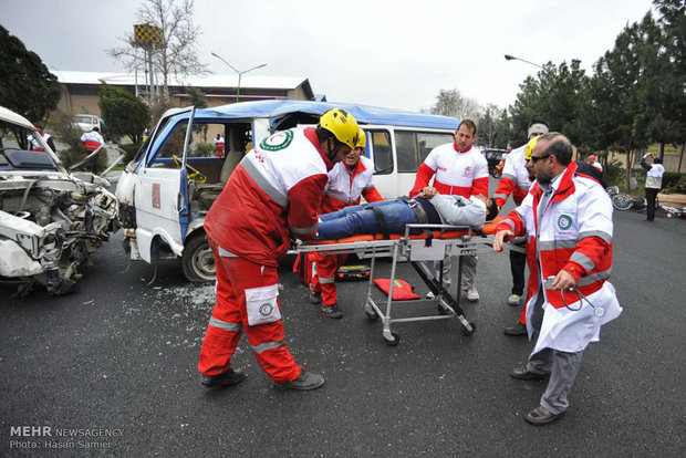 نجات ۲۵۰۰ آسیب دیده در حوادث کشور/انتقال ۲۹۰ نفر به مراکز درمانی