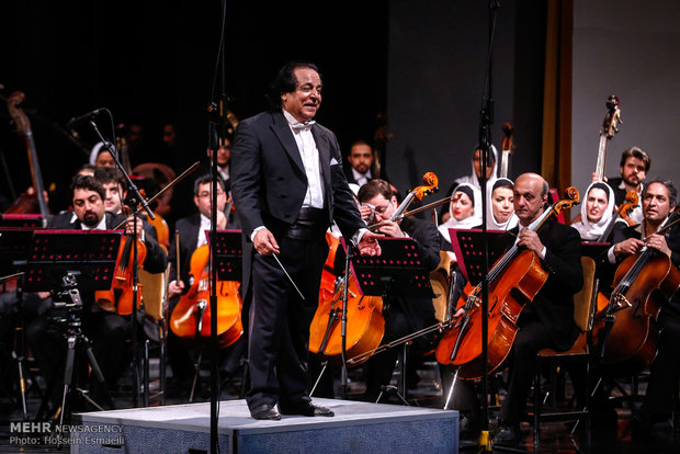 هیجان یک رهبر ارکستر بین‌المللی در تهران/ وعده‌ای که محقق شد