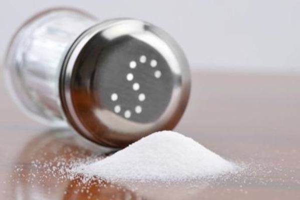 ایرانی‌ها ۳ برابر استاندارد جهانی نمک می خورند