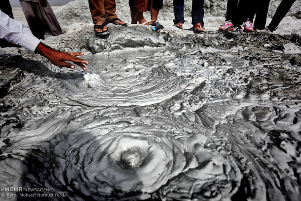 گردشگری طبیعی؛راهگشای معضل بیکاری/تپه نقره ای نیازمند هدایت مسافر