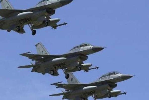امریکہ کی بھارت کو ایف-21 جنگی طیارے بنا کر دینے کی پیشکش