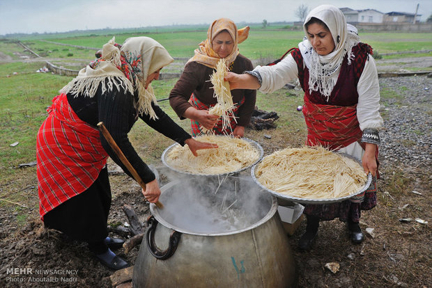 اولین جشنواره فرهنگ و آشپزی در روستای آهنگرمحله گرگان