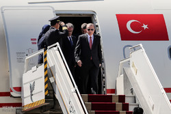 Turkish President Erdoğan arrives in Tehran to attend Syria summit