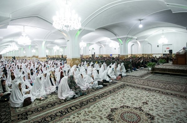 جشن ازدواج بیش از ۵۰ زوج استاد و کارمند پیام نور در مشهد مقدس
