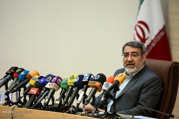 «مرگ بر آمریکا» شعار ملت ایران است/ کاهش ۵۰ درصدی قاچاق سوخت