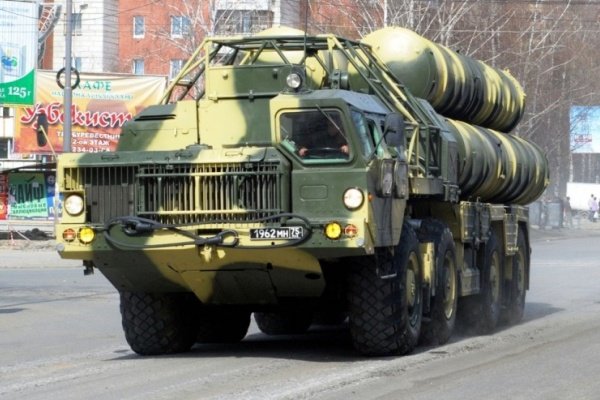 تجهیز ایران به «اس ۳۰۰» با امضای توافقنامه تهران و مسکو