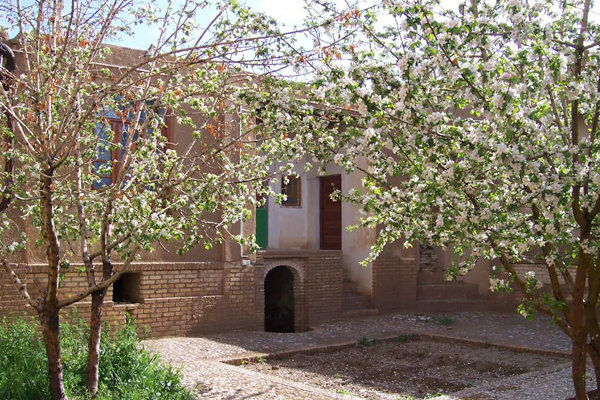 خانه تاریخی عطاردی شاهرود به حوزه هنری واگذار شد خانه تاریخی عطاردی شاهرود به حوزه هنری واگذار شد