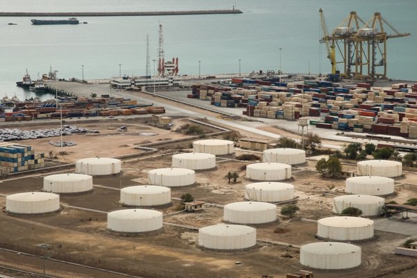 یک شرکت نفتی در بندر شهید رجایی جریمه شد