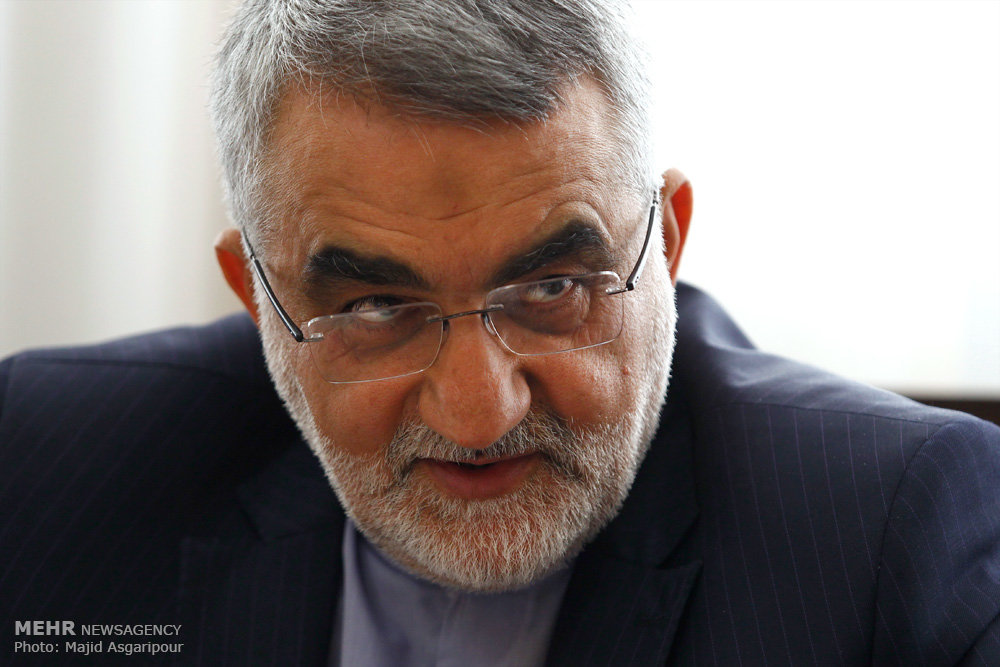 بروجردی: وزارت اطلاعات در مقابل طراحیهای متعدد دشمن قوی عمل کرده است