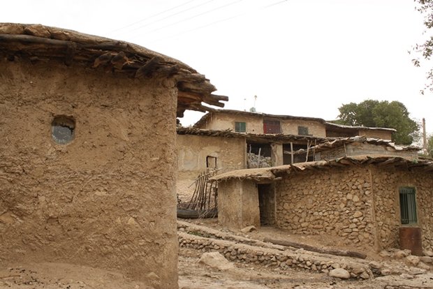  اردوی عکاسان ونقاشان حوزه هنری کهگیلویه وبویراحمد در روستای زیزی