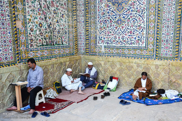 آئین معنوی اعتکاف در شیراز