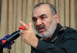 Şehit Süleymani'nin yolunda ilerlemeye devam edeceğiz