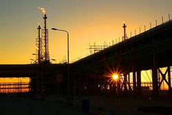 Iran, Indonesia clinch lucrative oil deal