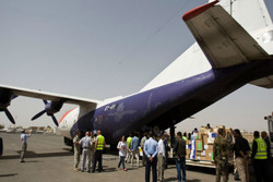 فرود هواپیمای سازمان صلیب سرخ جهانی در فرودگاه بین‌المللی صنعاء