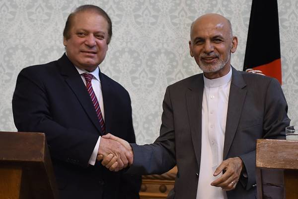 افغان صدر کی پاکستانی وزیر اعظم سے ٹیلیفون پر گفتگو