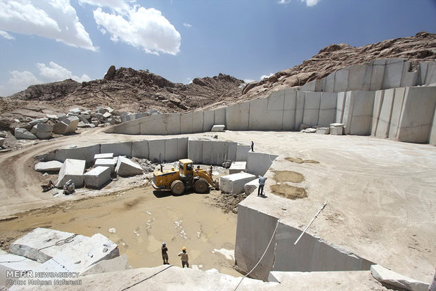 معدن های سنگ گرانیت در شهرستان نهبندان