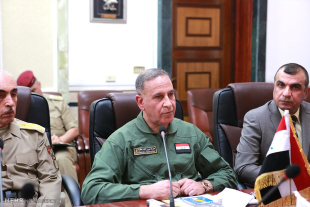سفر وزیر دفاع و پشتیبانی نیروهای مسلح به عراق