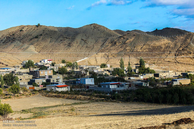 گورستان روستای باغلق درمنطقه جرگلان خراسان شمالی