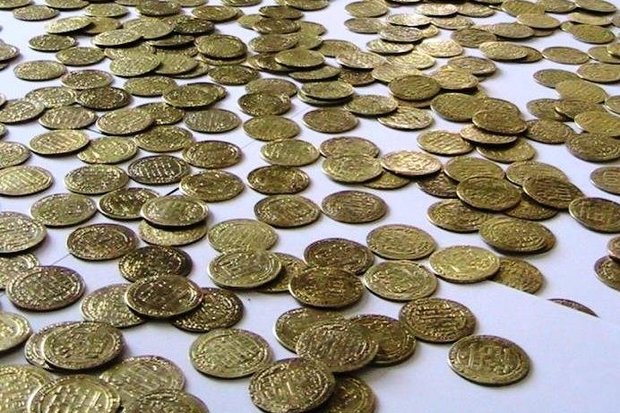 بالغ بر ۲۹۰۰ عدد سکه مربوط به دوره اسلامی در دهگلان کشف و ضبط شد