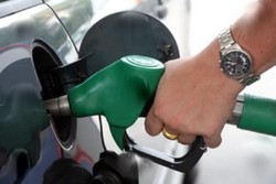 عرضه بنزین و گازوئیل متوقف شد/ اشکال فنی در سامانه هوشمند سوخت