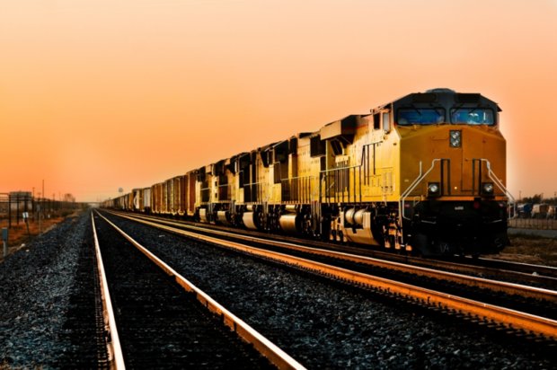 Foreign railway companies to keep contracts with Iran