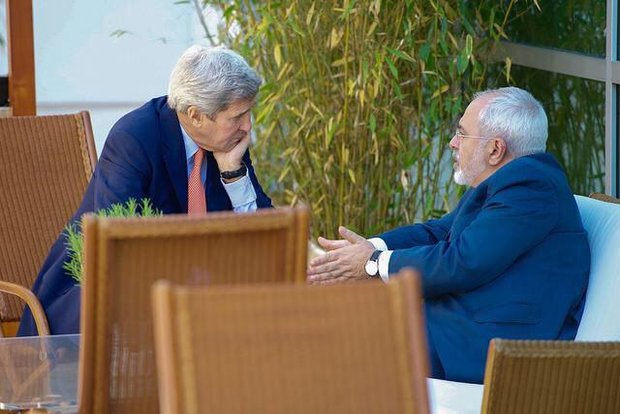 Kerry quietly meets with Zarif in bid to salvage Iran N-deal