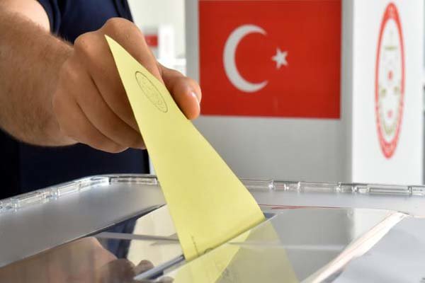 انتخابات عمومی ۷ ژوئن ترکیه آزمونی سخت برای حزب عدالت و توسعه