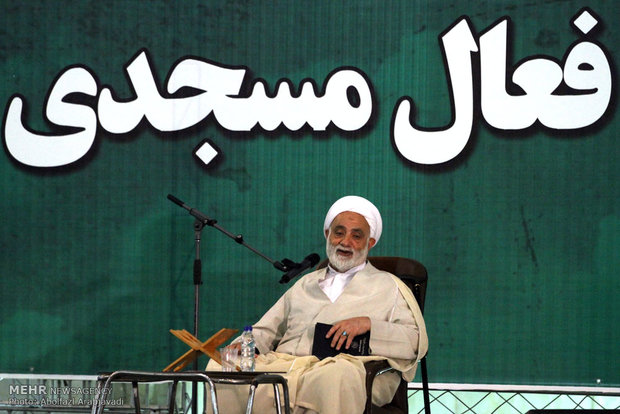گردهمایی 4000 نفری جوانان فعال بسیجی