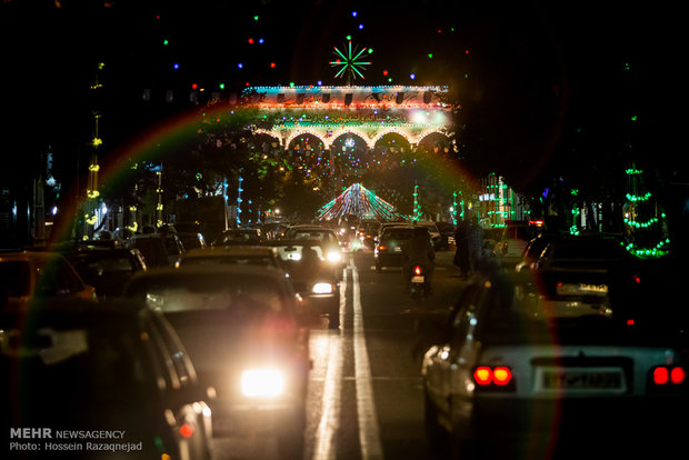 Iranians celebrating Imam Mahdi birth anniversary