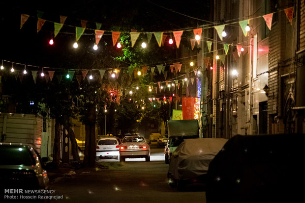 Iranians celebrating Imam Mahdi birth anniversary