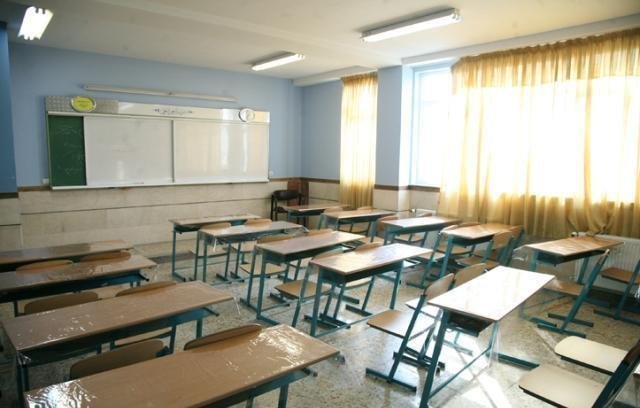 متوسط فضای آموزشی استان تهران در مقایسه با جمعیت ۲.۸ مترمربع است