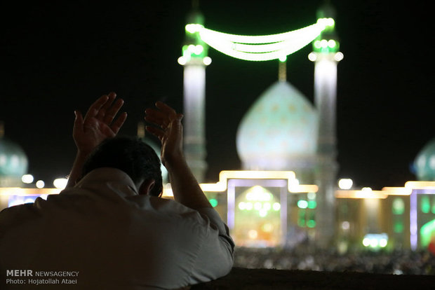 مسجد مقدس جمکران در شب میلاد امام زمان (عج)