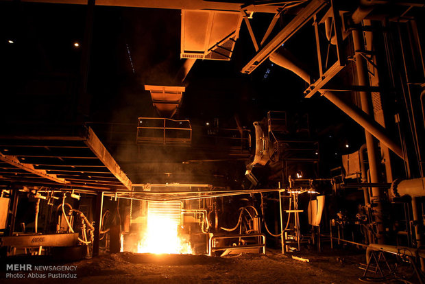 یک دهه بلاتکلیفی آهن و فولاد لوشان/ کارگرانی که شب یلدا ندارند