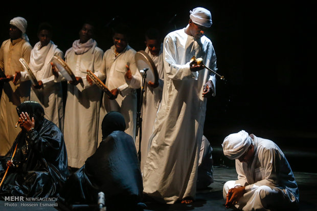 «موسیقی نواحی» توان رقابت با «پاپ» را دارد/ظرفیتی اسیر جشنوارهها