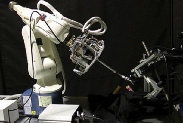 Iran unveils surgery robot ‘Sina’