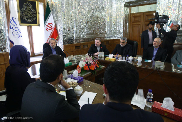 Iran, Mexico parliament officials meet